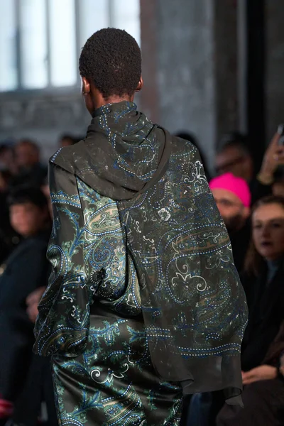 Look 116